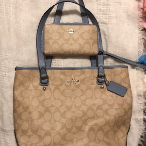 Coach Handbags - COACH purse and matching wallet